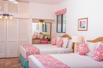 Deluxe Double Room with Balcony, Mountain View