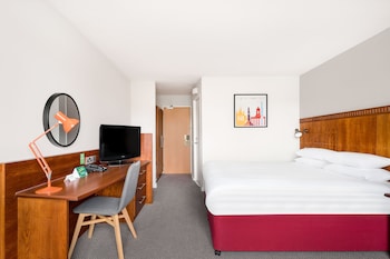 Standard Room, 1 Queen Bed, Accessible