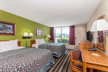 Standard Room, 2 Queen Beds