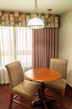 Standard Room, 2 Queen Beds, Non Smoking