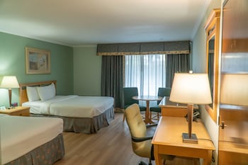 Executive Room, 2 Queen Beds, Non Smoking
