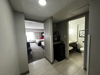 Room, 2 Queen Beds, Non Smoking