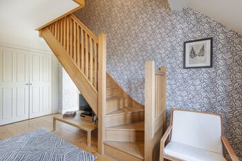 Deluxe Loft Room