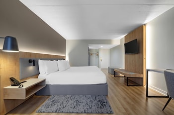 Room, 1 King Bed, Non Smoking