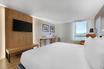 Room, 1 King Bed, Non Smoking