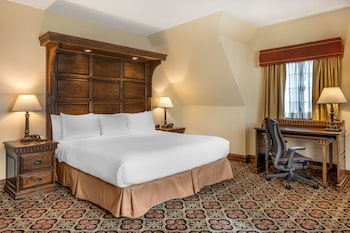 Standard Room, 1 King Bed, Accessible, Bathtub