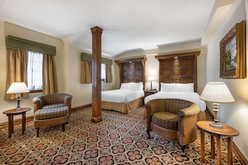 Standard Room, 2 Queen Beds, Non Smoking, Fireplace