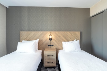 Standard Suite, Kitchen (2 Single Beds, Sofa Bed, W/D, Balcony)