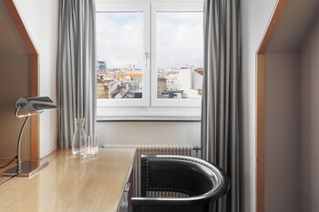 Standard Room, 1 King Bed, City View (Top Floor)