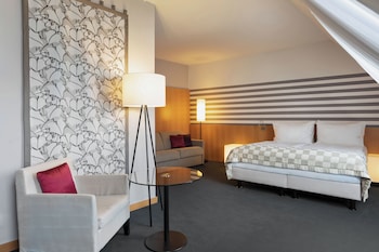 Premium Room, 1 King Bed with Sofa bed (Top Floor)