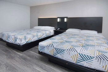 Standard Room, 2 Queen Beds, Smoking