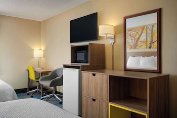 Standard Room, 2 Queen Beds