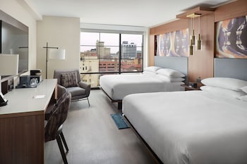 Room, Multiple Beds