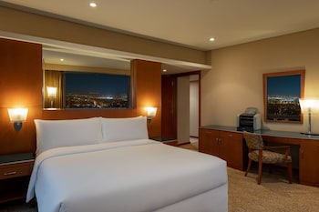 Junior Suite, 1 Queen Bed