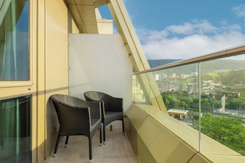 Deluxe Room, 2 Twin Beds, Balcony
