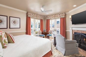 Room, 1 King Bed, Balcony (Cannery Row View, Fireplace)