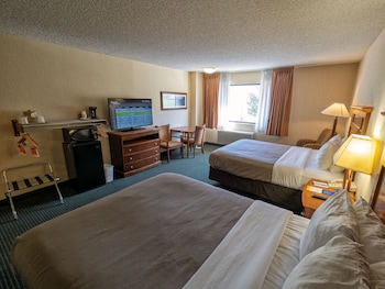 Room, 2 Queen Beds, Accessible, Non Smoking