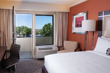Room, 2 Queen Beds, Balcony