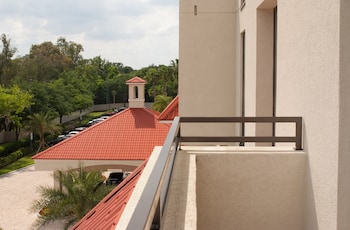 Room, 2 Queen Beds, Balcony