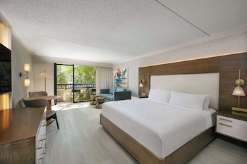 Superior Room, 1 King Bed with Sofa bed