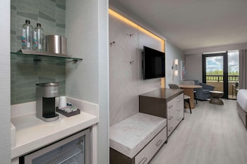 Deluxe Room, 2 Queen Beds
