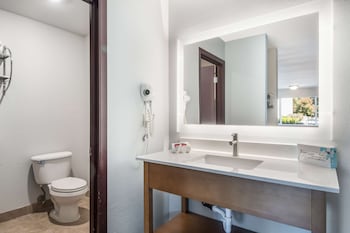 Standard Room, 2 Queen Beds, Accessible (Accessible)