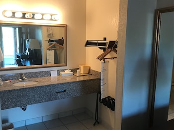 Room, 1 Queen Bed, Accessible, Non Smoking