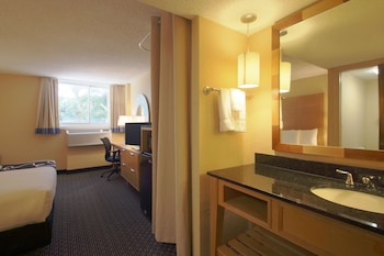 Executive Room, 1 King Bed, Non Smoking