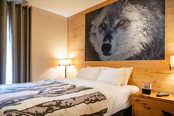 Suite (Two Bedroom Wolf)