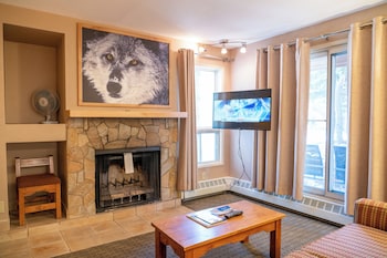 Studio, 1 Queen Bed