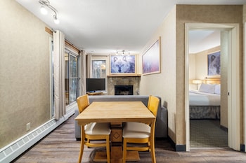 Condo, 1 Bedroom (with Kitchen)