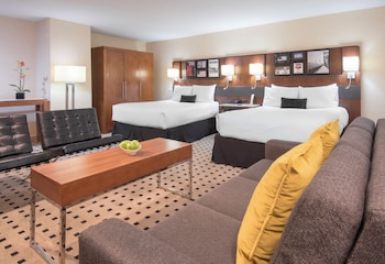 Grand Room, 2 Double Beds, City View (Larger Room)