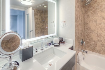 Room, 2 Queen Beds (High Floor)