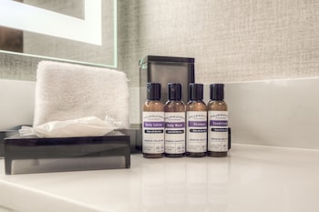 Deluxe Suite, Multiple Beds