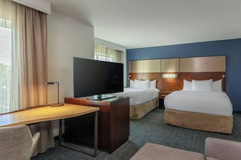 Studio, Multiple Beds