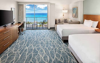 2 Queen Bed Ocean View Premium (Sofa Bed)