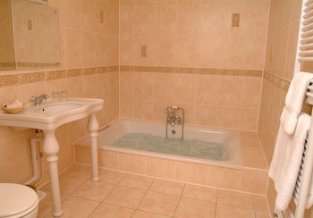 Deluxe Double Room Single Use