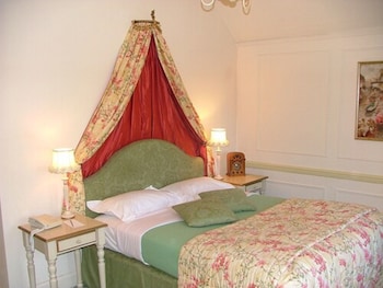 Deluxe Double Room Single Use
