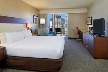 Room, 1 King Bed, Accessible (City/Mountain View, Roll-in Shower)
