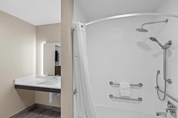 Room, 2 Double Beds, Accessible, Non Smoking (Mobility/Hearing, Tub w/Grab Bars)