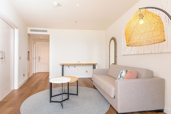 Suite, Balcony, Pool View (Single Use)