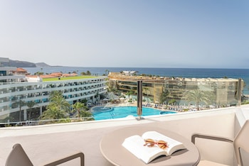 Double Room, Sea View (2 adults and 1child)