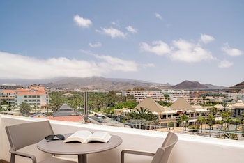 Standard, Mountain View