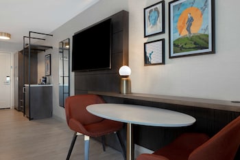Room, 1 King Bed