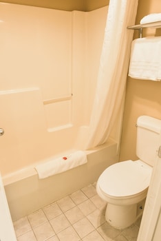 Standard Room, 1 Queen Bed