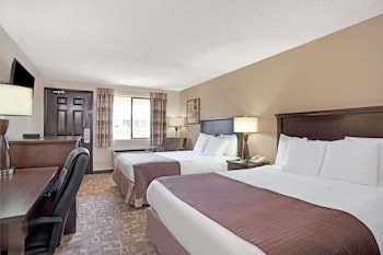 Room, 2 Queen Beds, Smoking