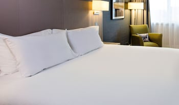 Deluxe Room, 1 King Bed