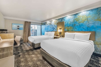 Suite, Multiple Beds, Non Smoking (Upgrade)