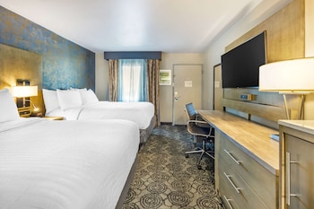 Room, 2 Double Beds, Non Smoking (Exterior Corridor)