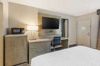 Room, 1 Queen Bed, Non Smoking (Exterior Corridor)